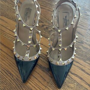 Valentino Garanavi Rockstud 100mm caged pumps Sz37